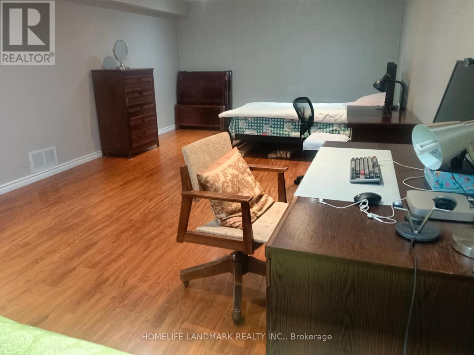 40 CARSBROOKE ROAD - 15