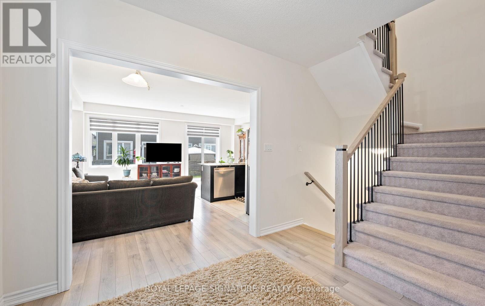 60 BROWN STREET - 15