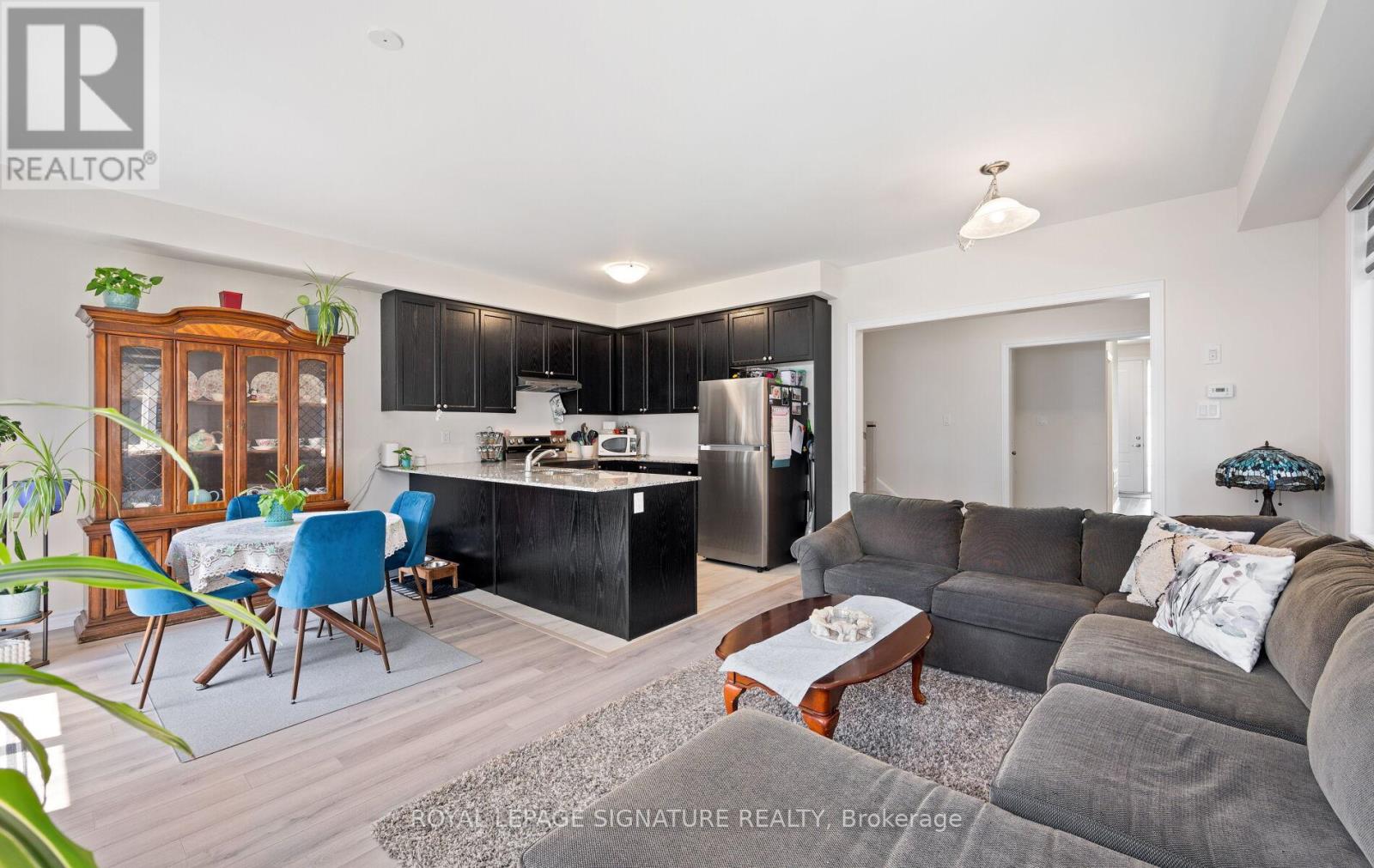 60 BROWN STREET - 28