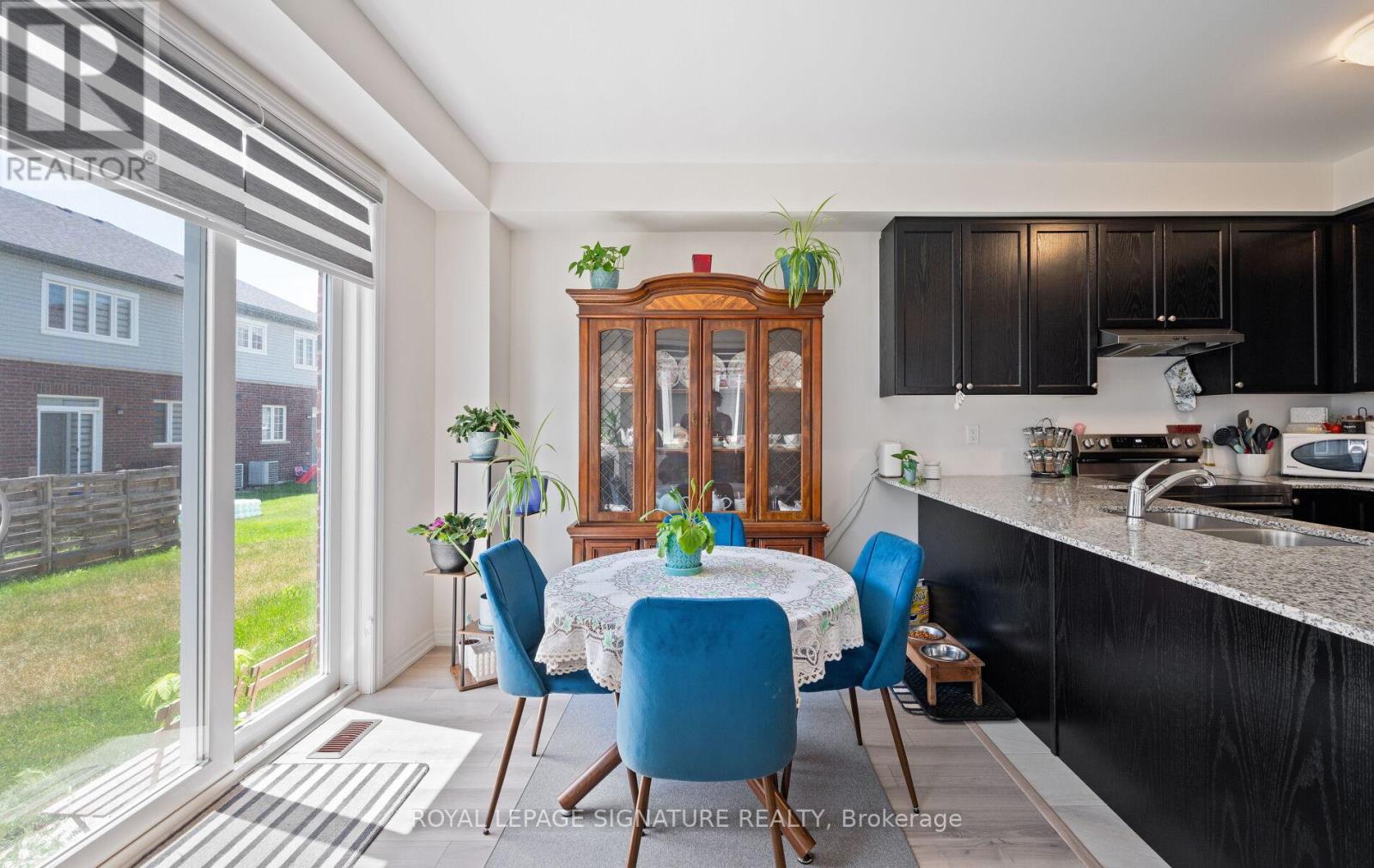 60 BROWN STREET - 29