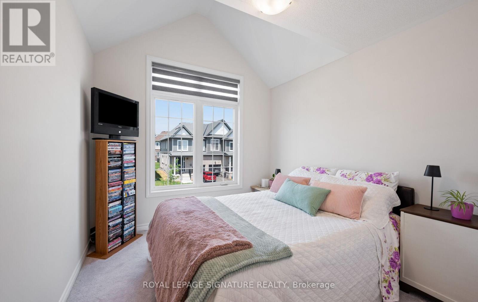60 BROWN STREET - 39