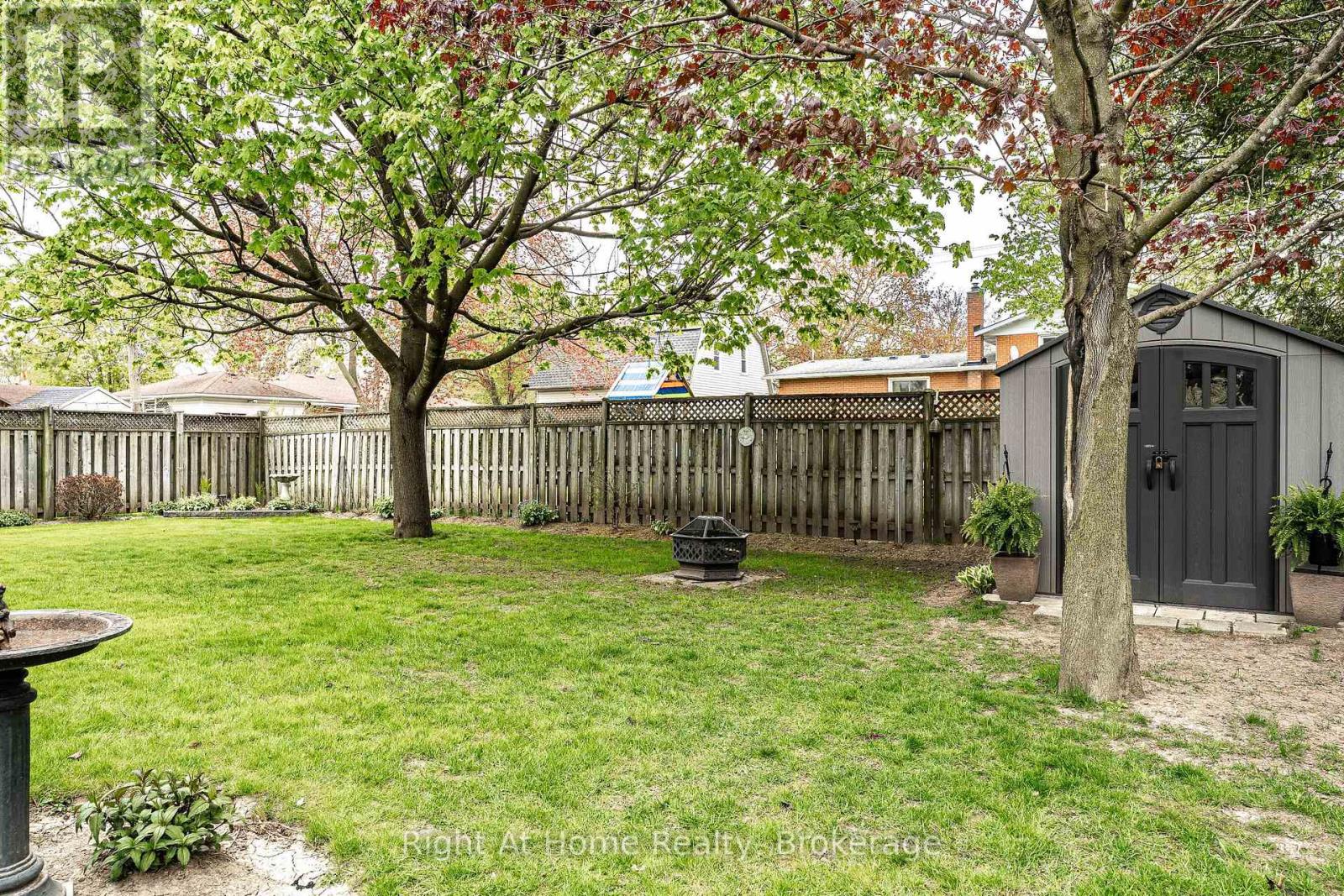 27 KAY STREET - 46