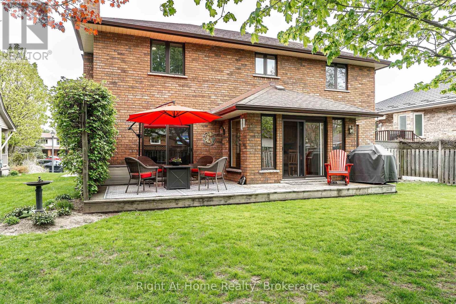27 KAY STREET - 43