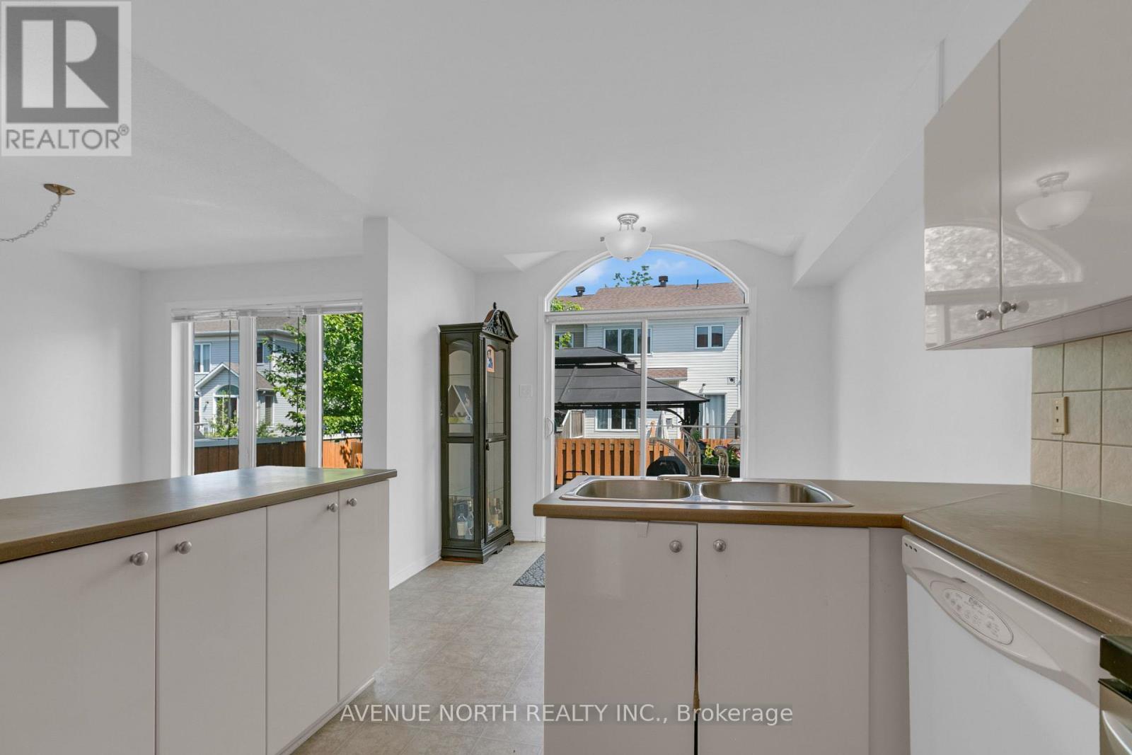 1015 CANDLEWOOD STREET - 29
