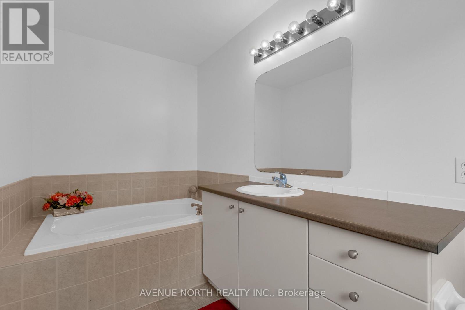 1015 CANDLEWOOD STREET - 36