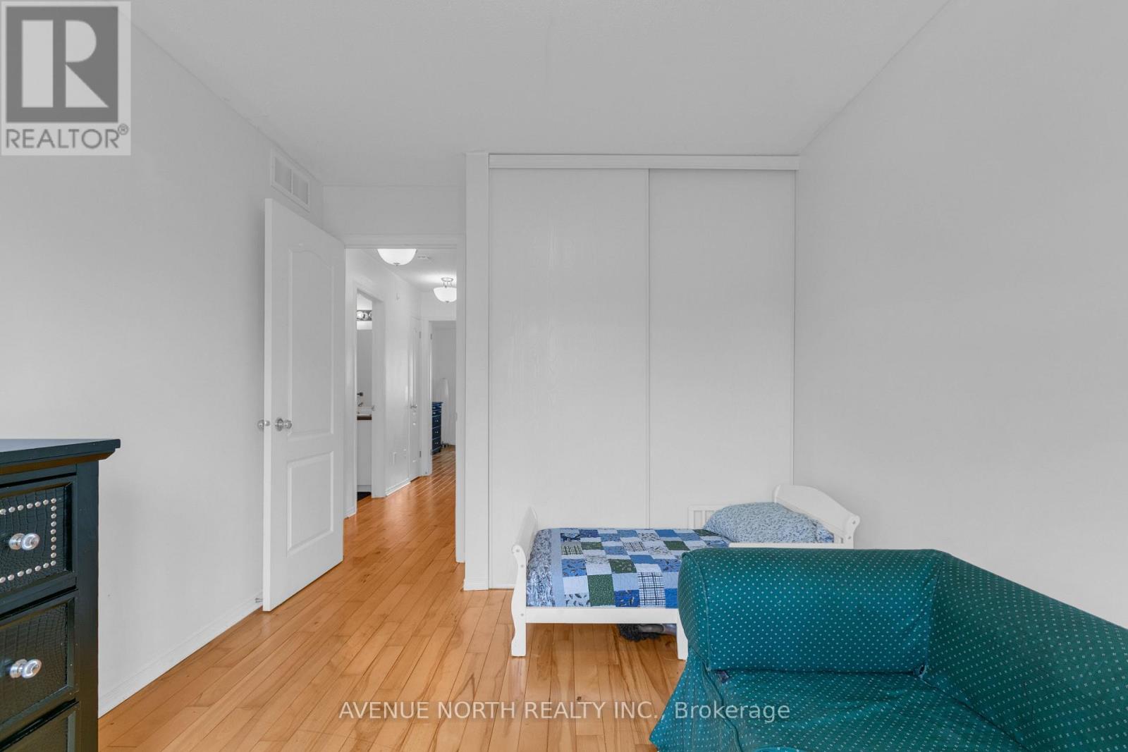 1015 CANDLEWOOD STREET - 41