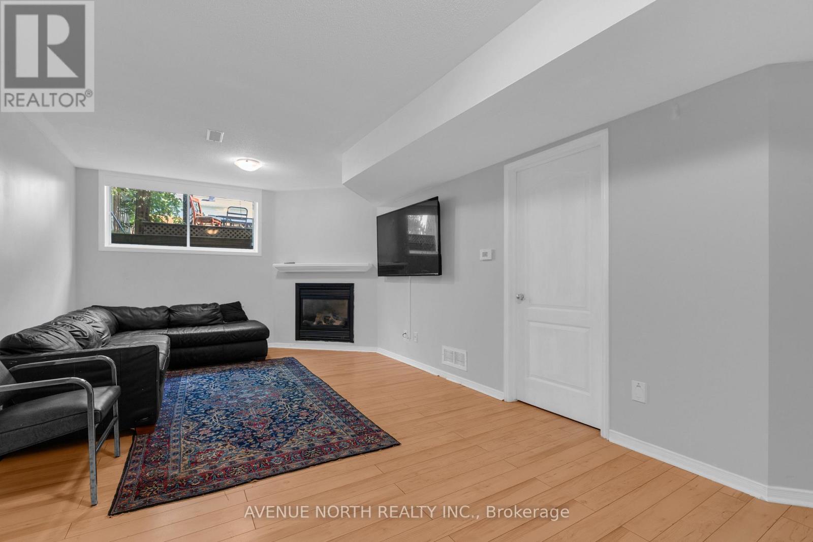1015 CANDLEWOOD STREET - 44