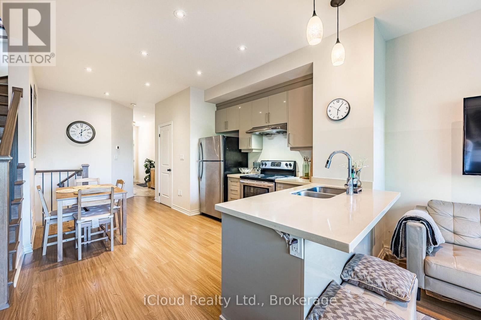 235 MEAD AVENUE - 21