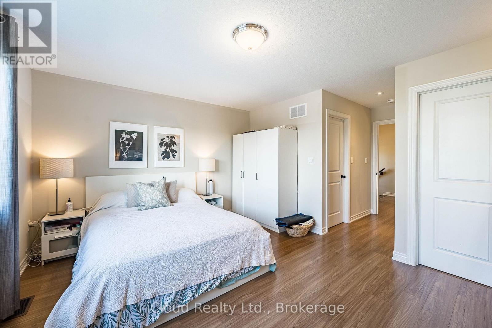 235 MEAD AVENUE - 30