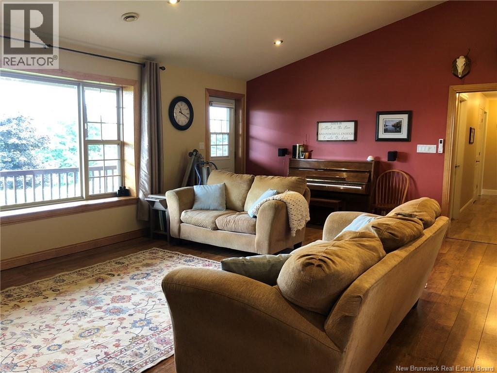 11 Palmer Road - Image 18