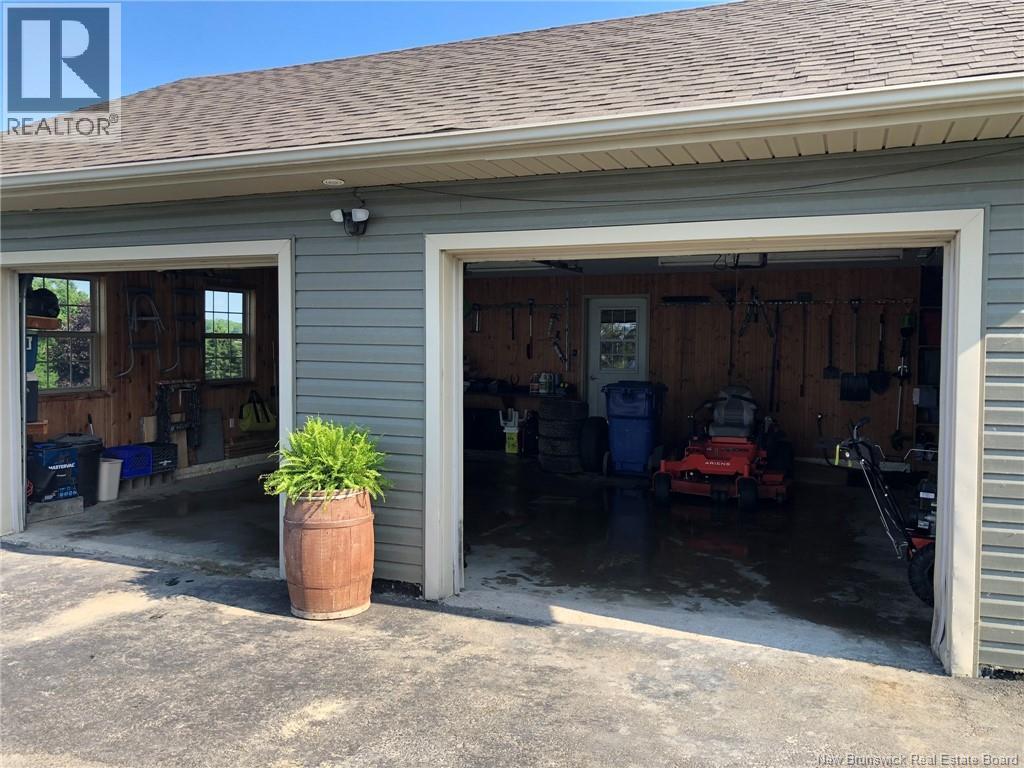 11 Palmer Road - Image 34