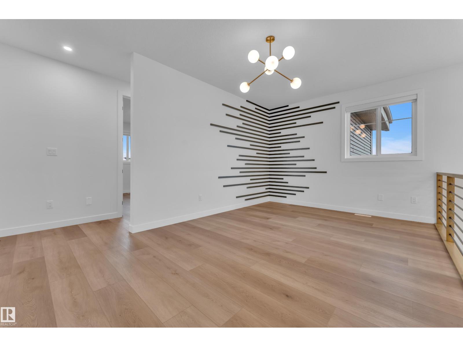 6408 26 ST NE - 26