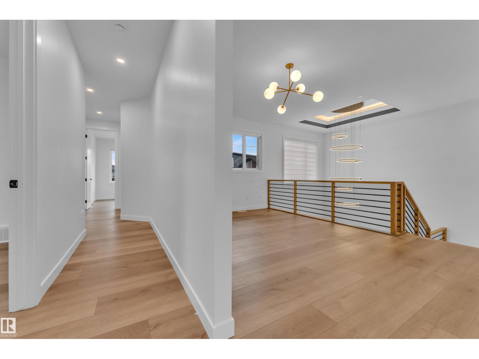 6408 26 ST NE - 43