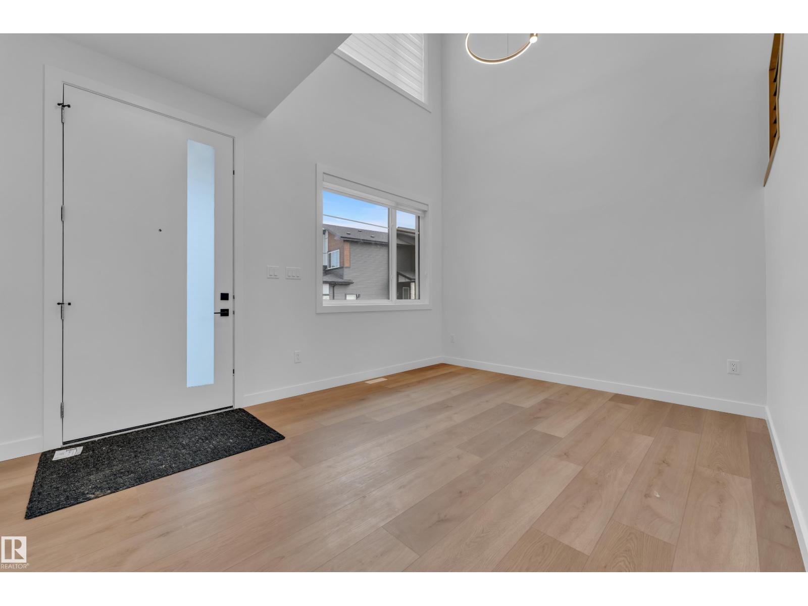 6408 26 ST NE - 7