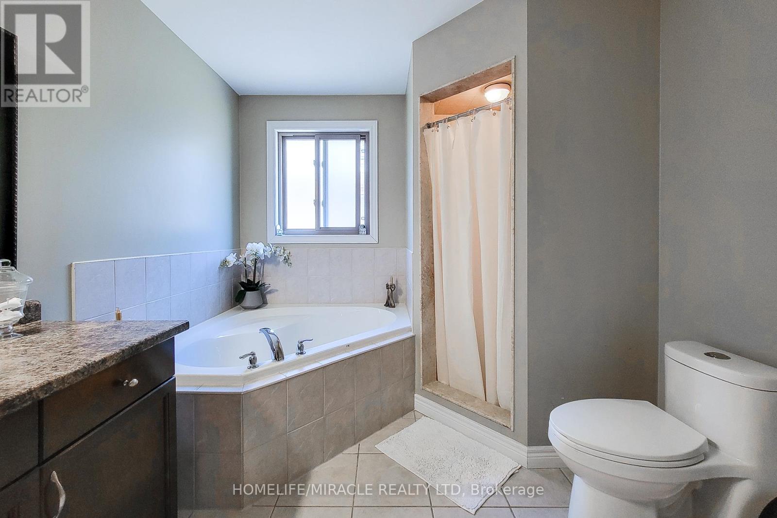 197 CLOVERLEAF DRIVE - 28