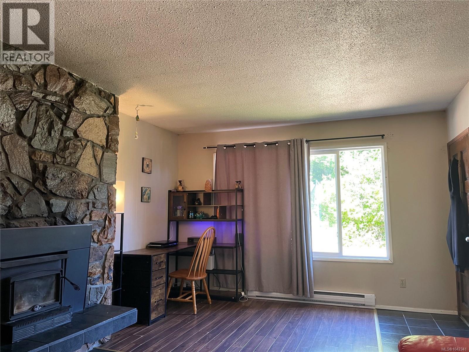 4475 Byng Rd - 3