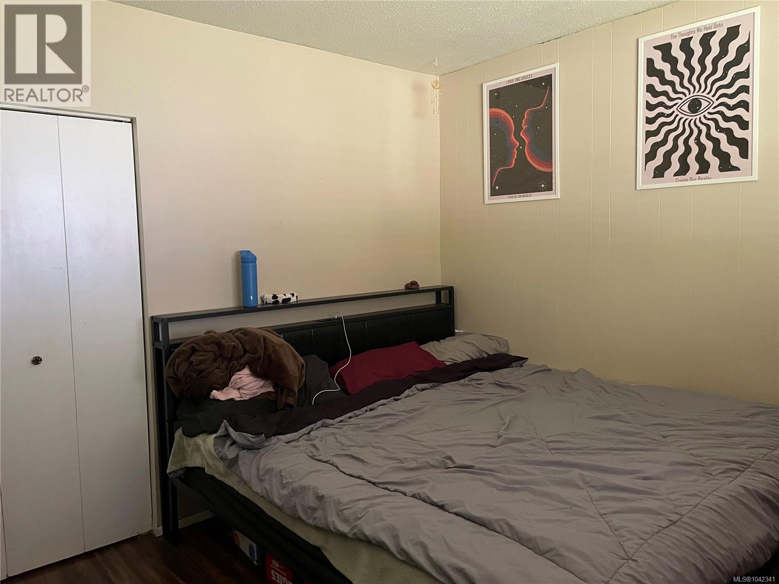 4475 Byng Rd - 4