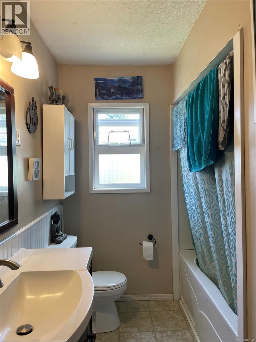 4475 Byng Rd - 5