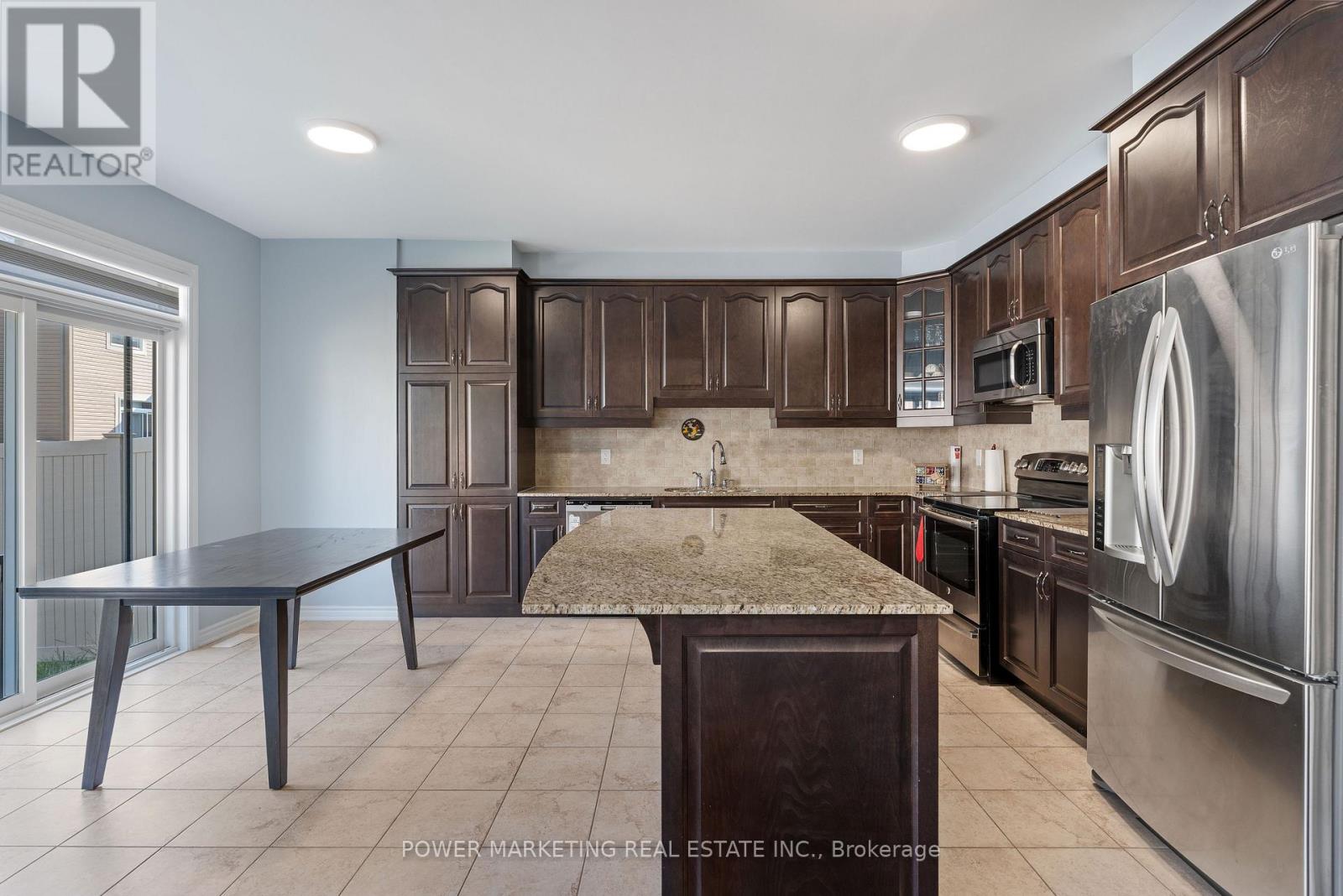 241 RUE DES SOLDATS RIENDEAU STREET - 16