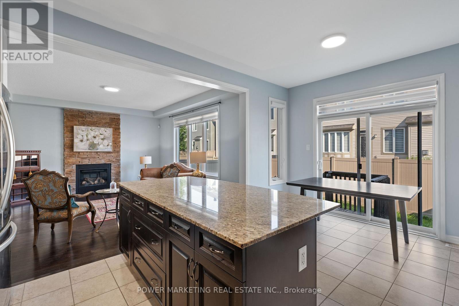 241 RUE DES SOLDATS RIENDEAU STREET - 19