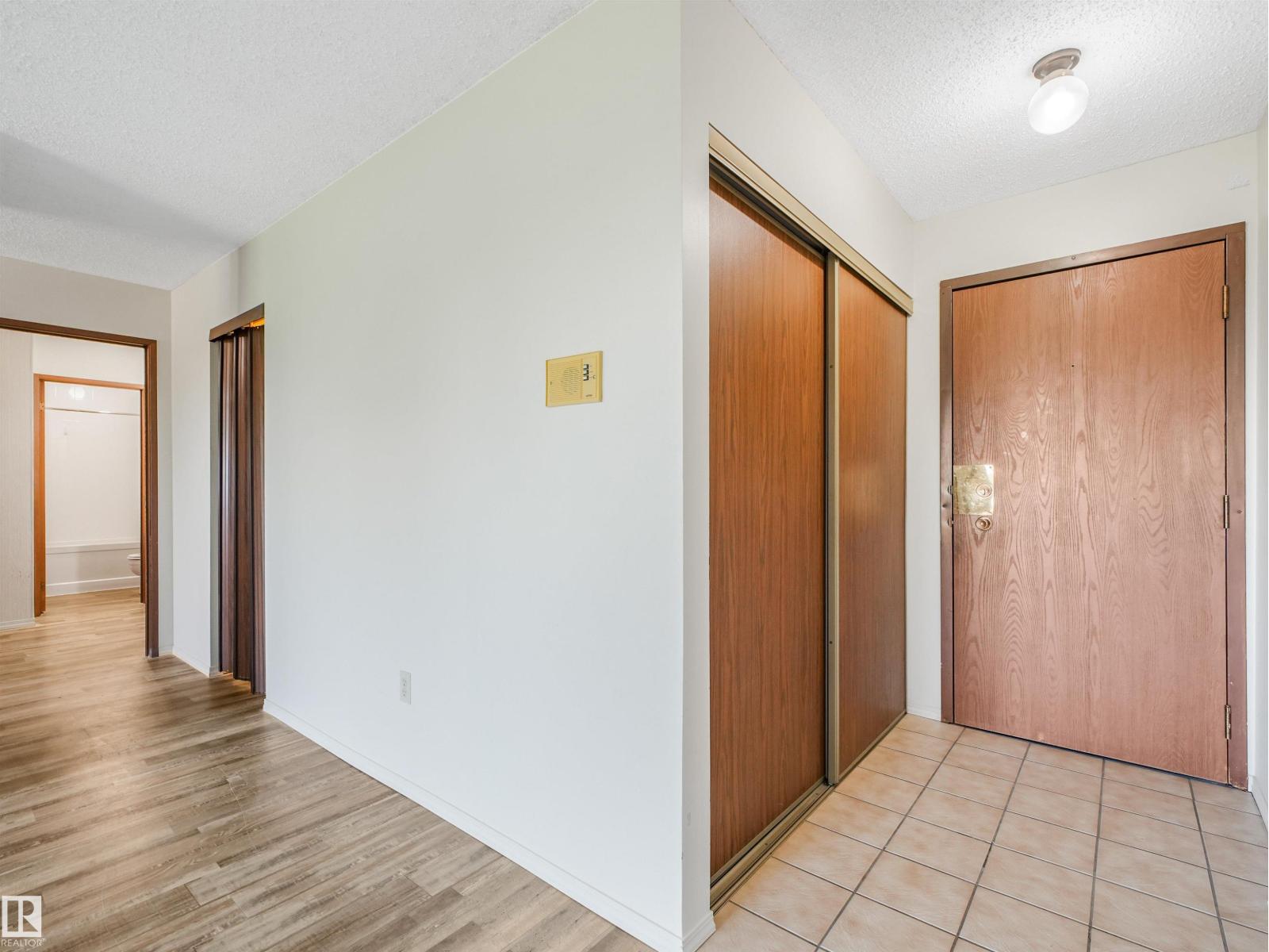 #403 11115 74 ST NW - 34