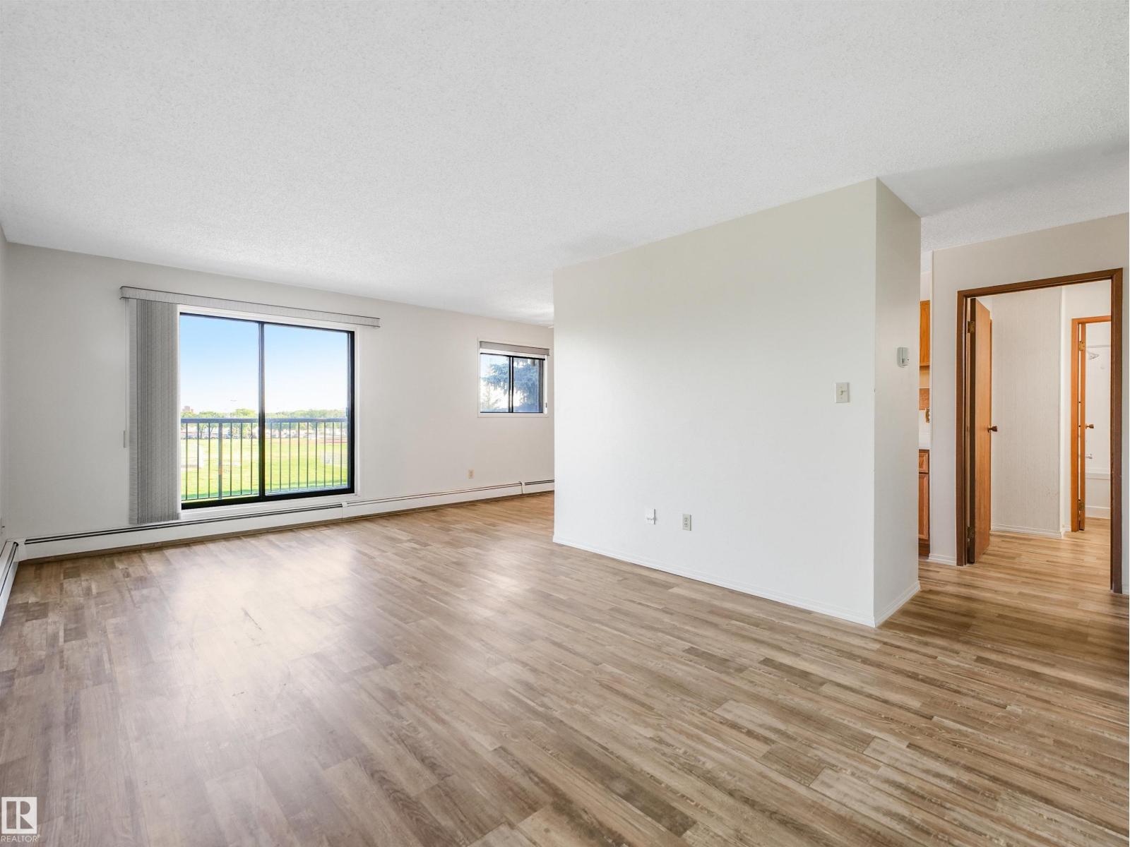 #403 11115 74 ST NW - 7