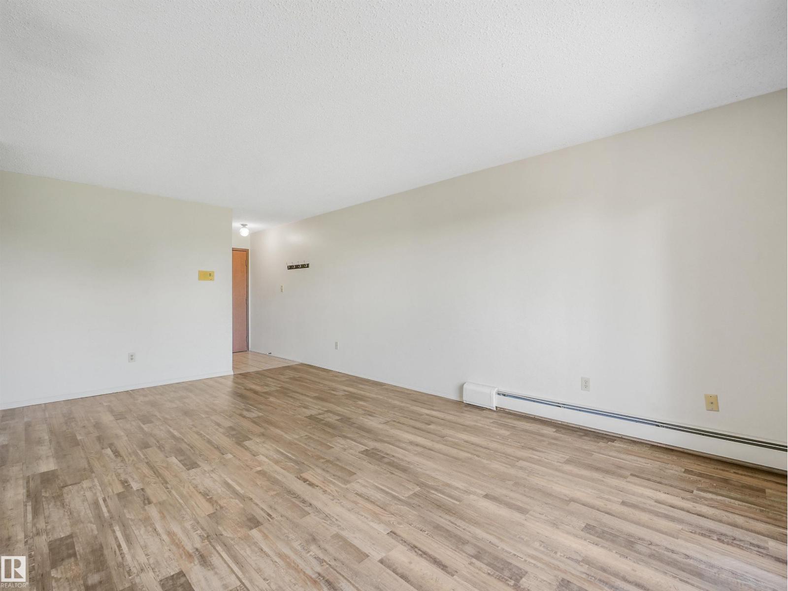 #403 11115 74 ST NW - 9