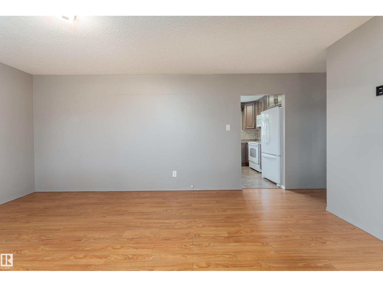 9421 97 ST — photo 23