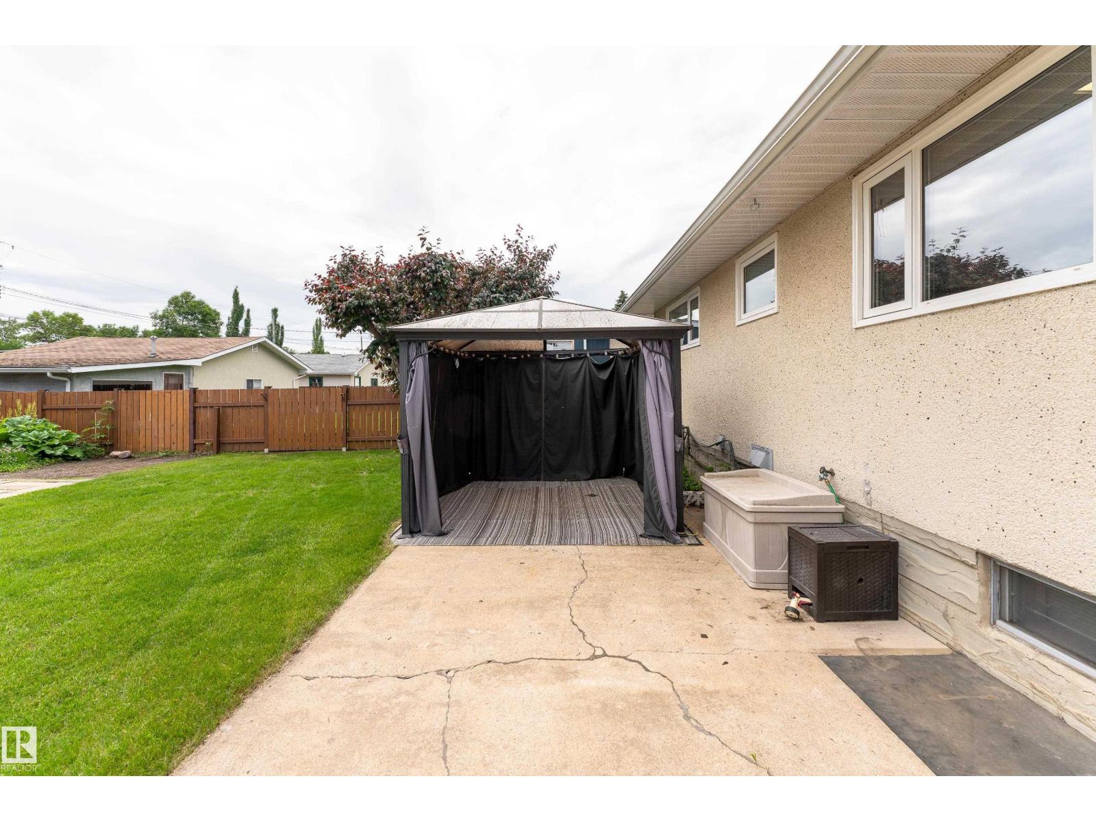 9421 97 ST - photo 3