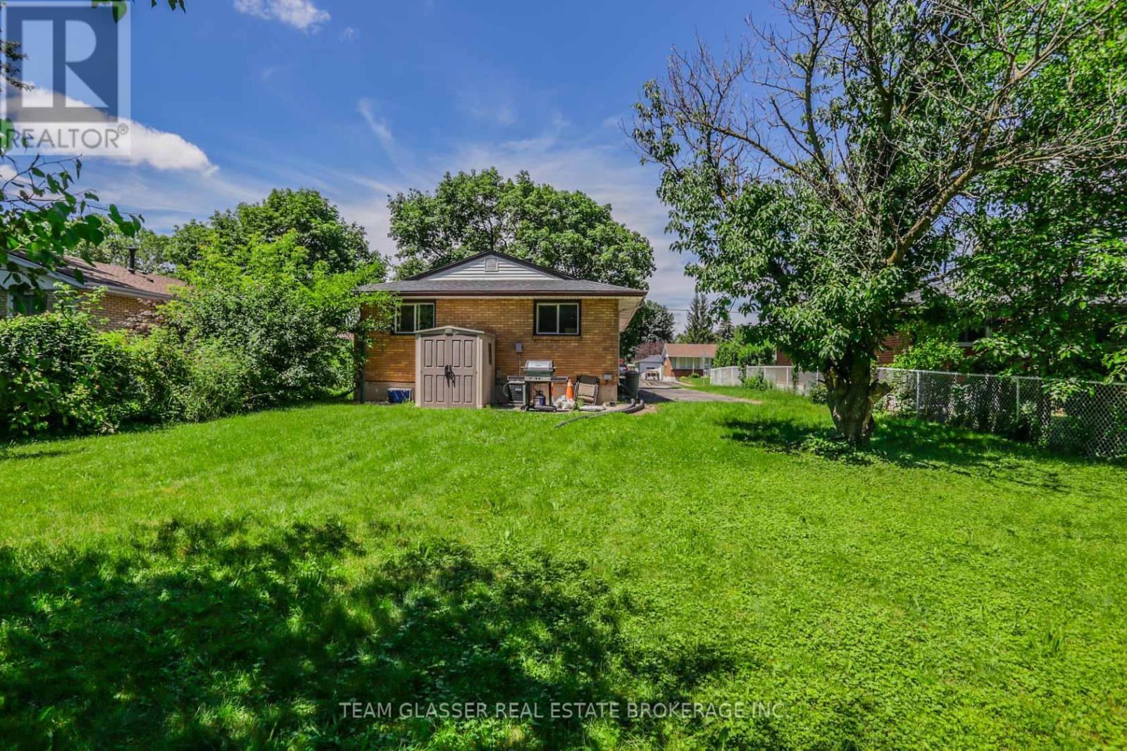 1563 DALE STREET - 6