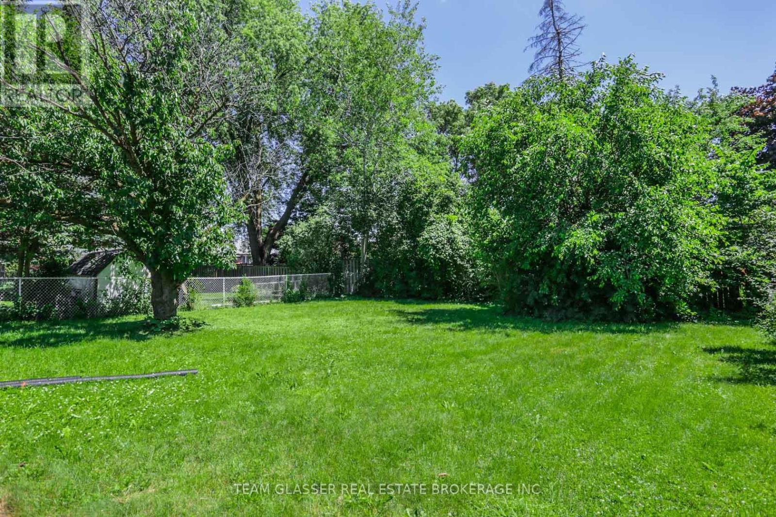 1563 DALE STREET - 8
