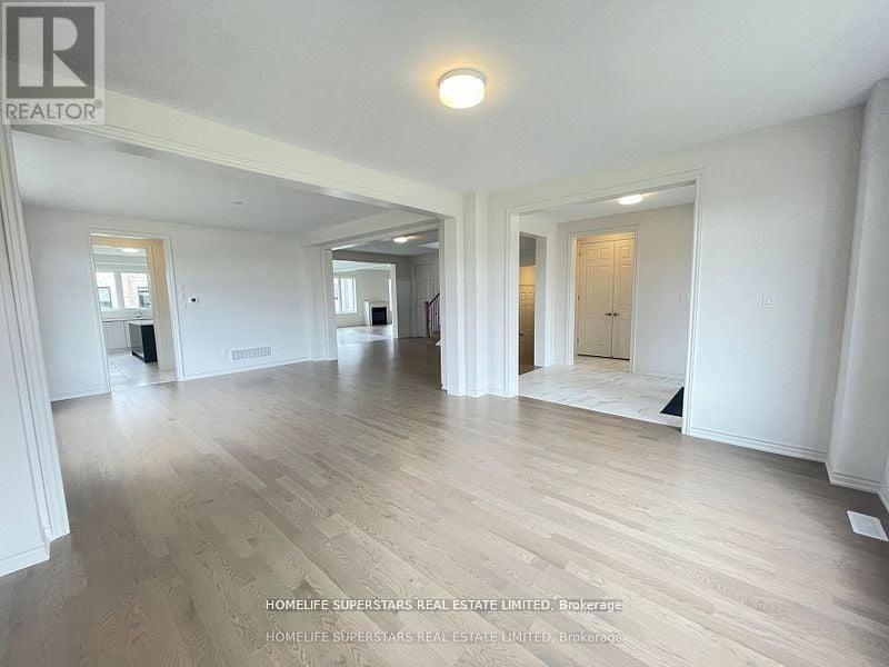 17 BELLFLOWER CRESCENT - 17