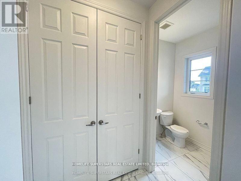 17 BELLFLOWER CRESCENT - 19