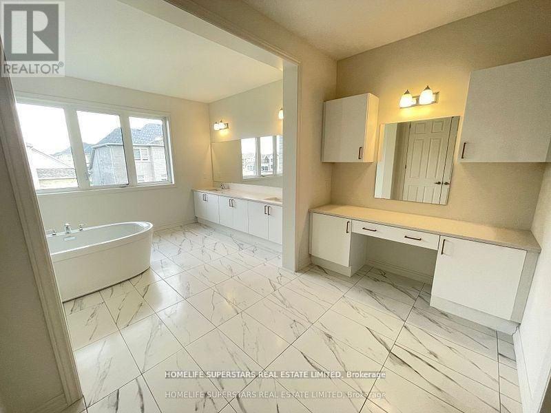 17 BELLFLOWER CRESCENT - 26