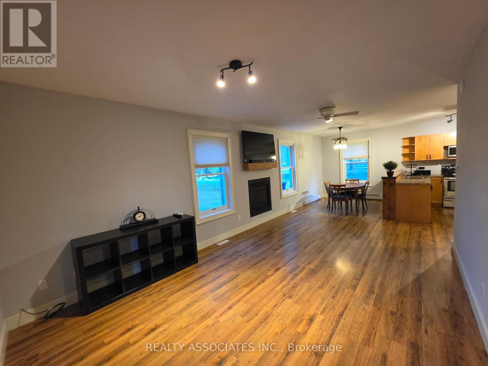 486289 30TH SIDE ROAD - 39
