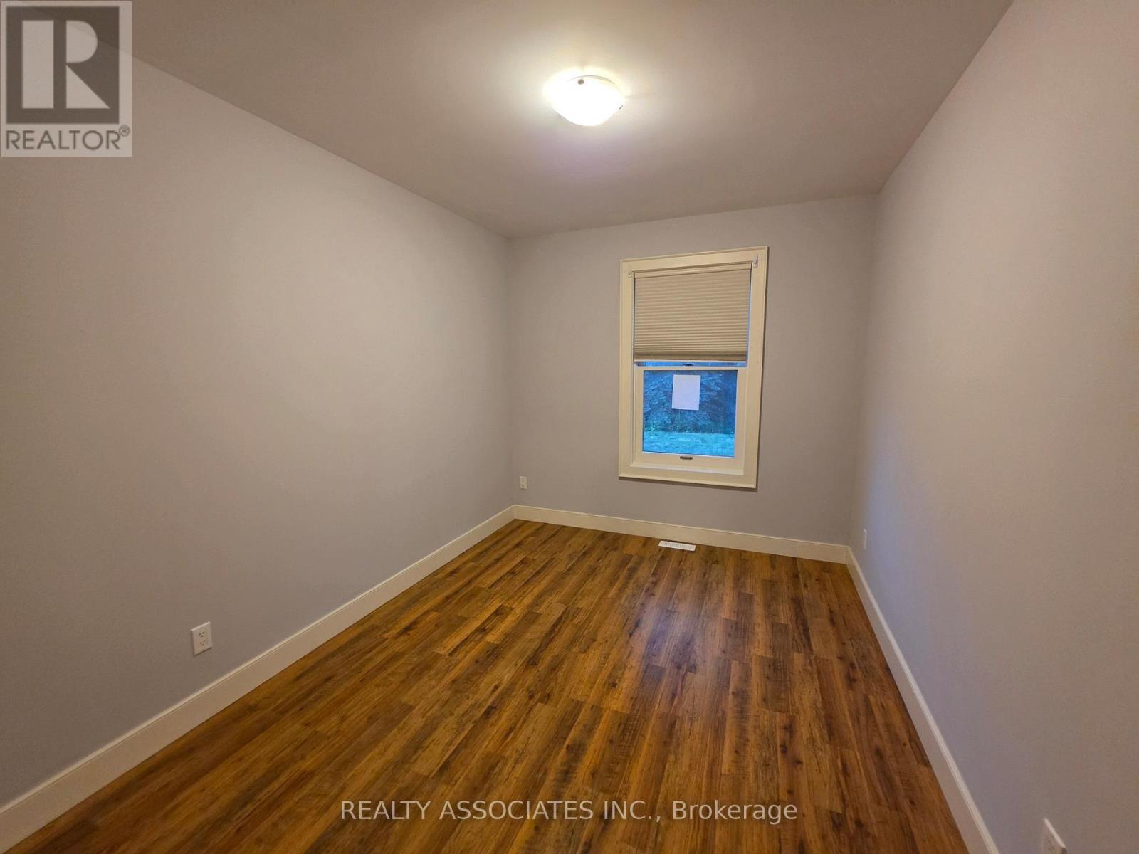 486289 30TH SIDE ROAD - 47