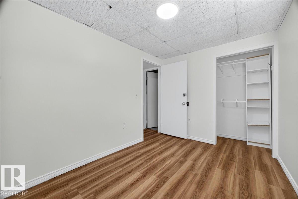 11327 165 AV NW - 35