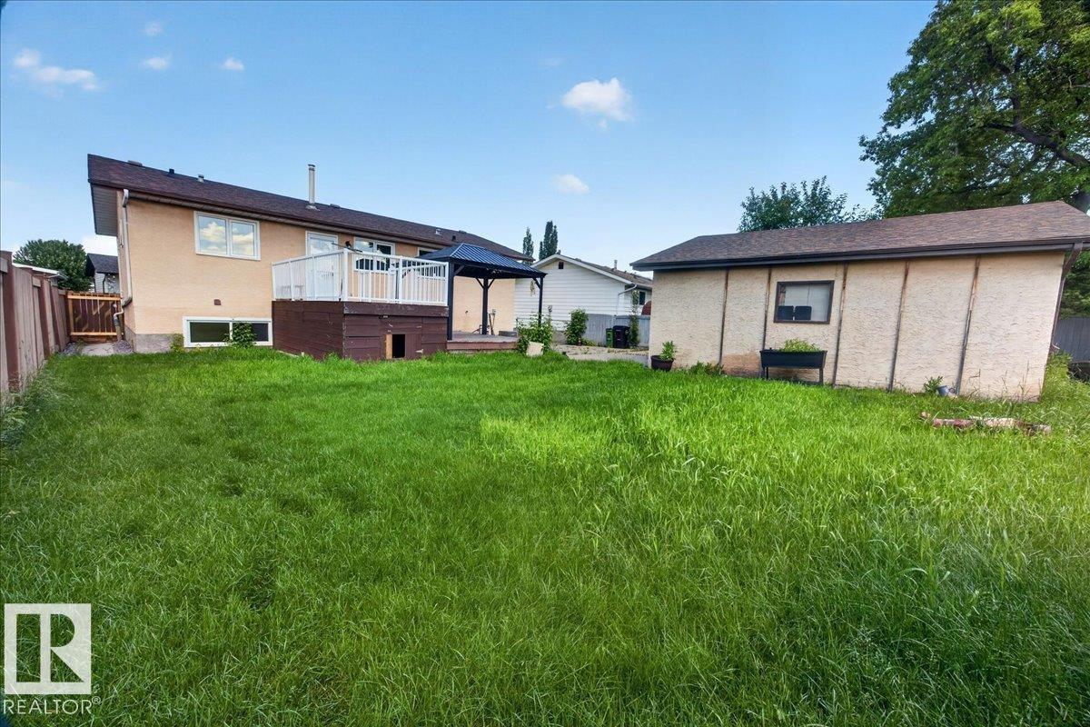 11327 165 AV NW - 45