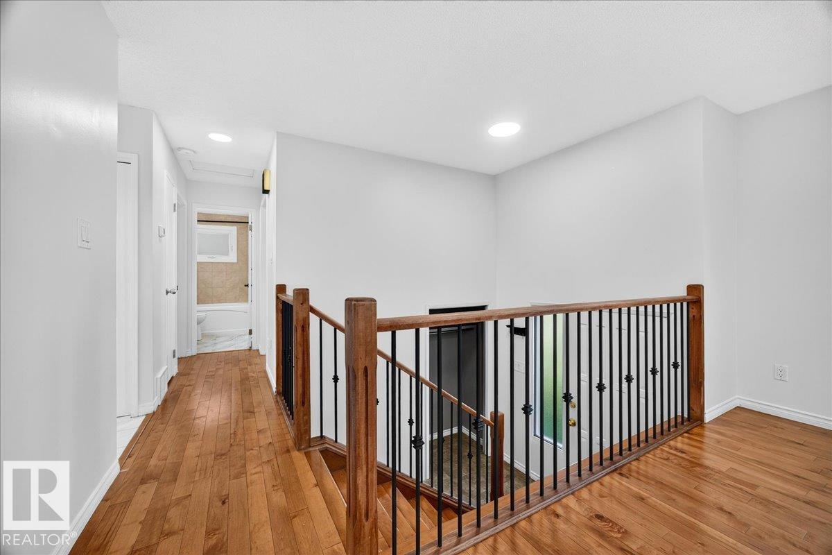 11327 165 AV NW - 6