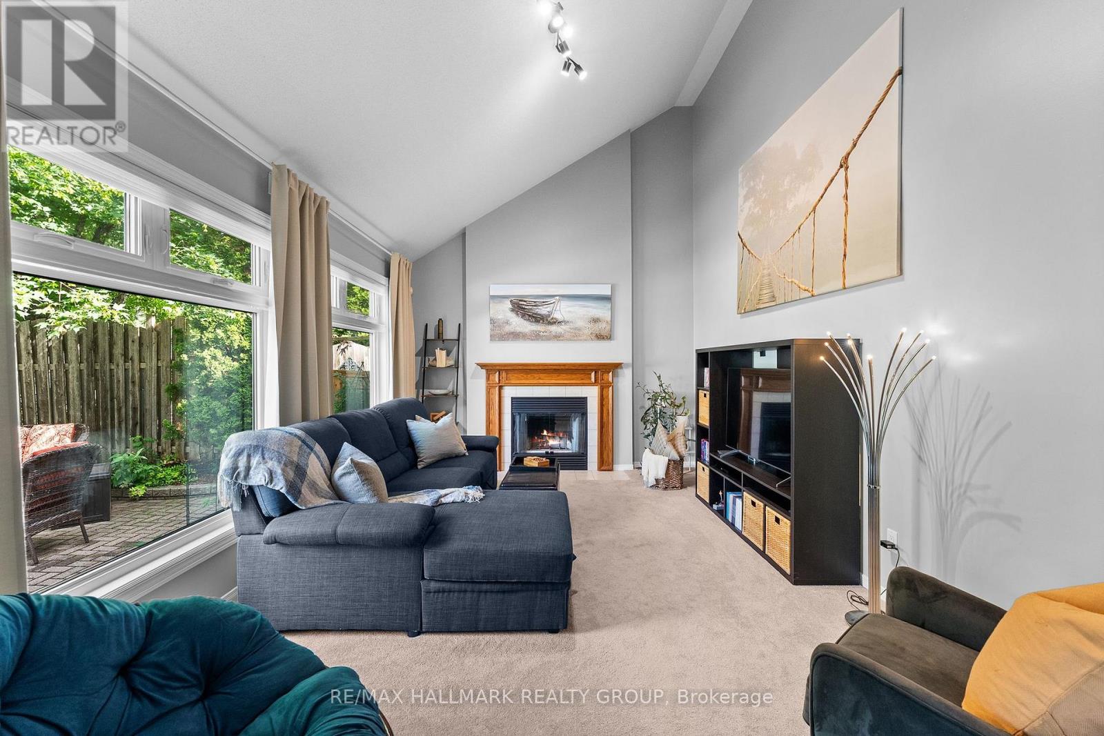 24 WENDELL AVENUE - 23