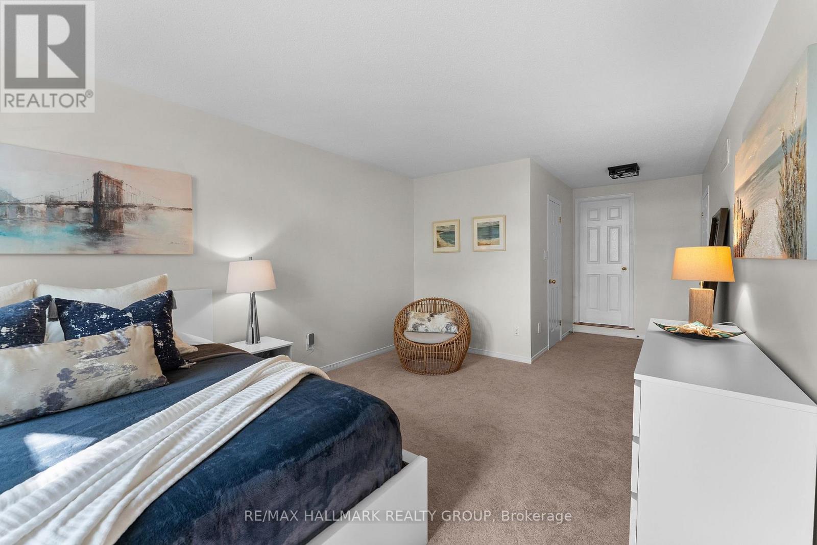 24 WENDELL AVENUE - 30