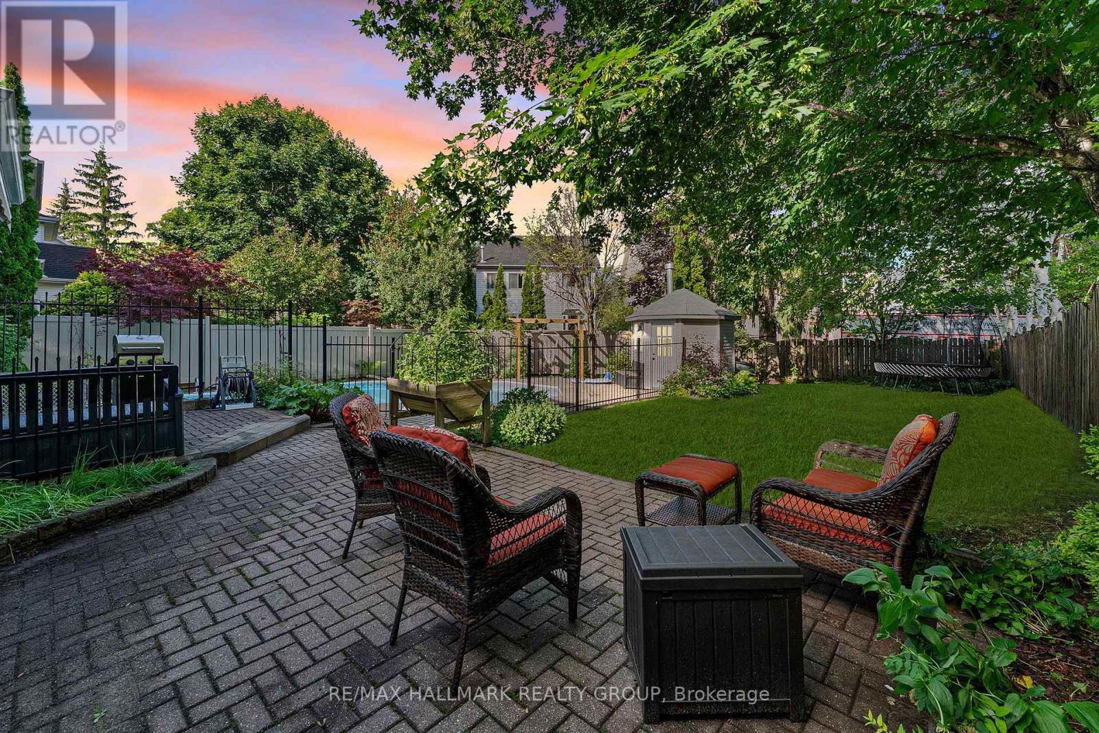 24 WENDELL AVENUE - 4