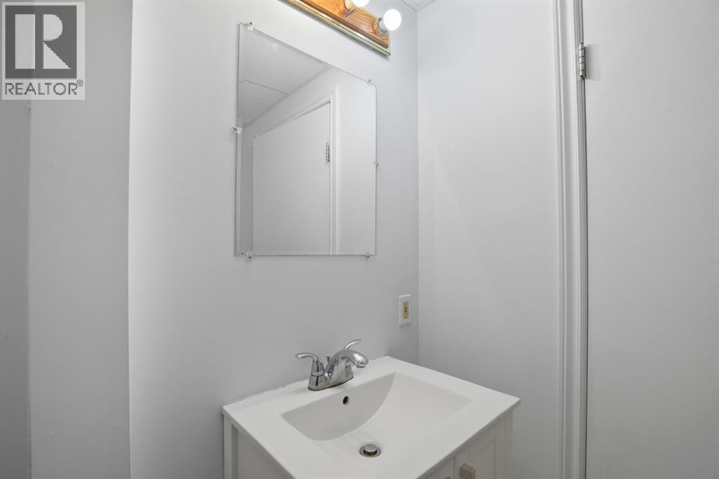40 Olsen Street — photo 26