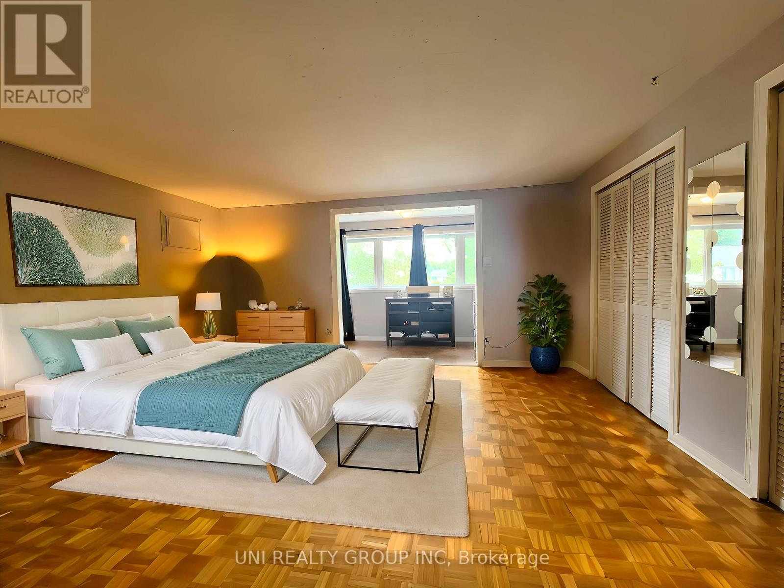 45 GRADY CRESCENT - 15