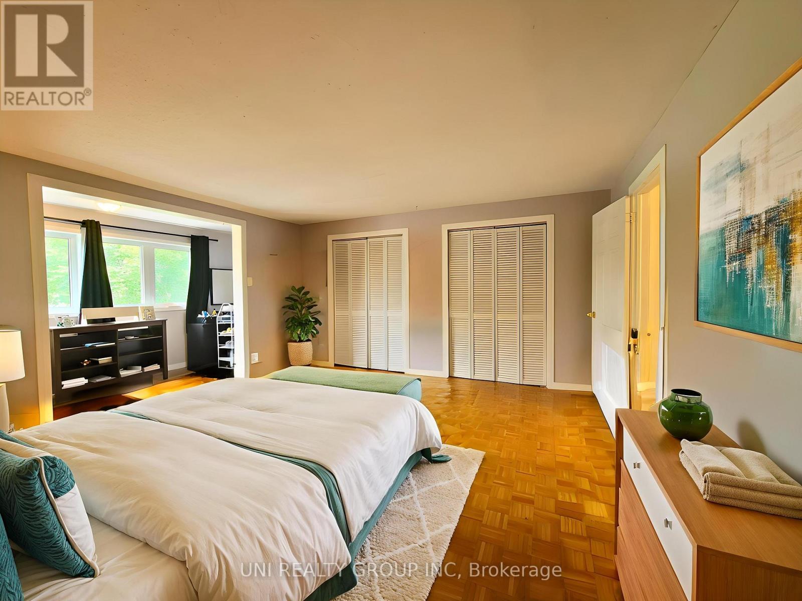 45 GRADY CRESCENT - 16