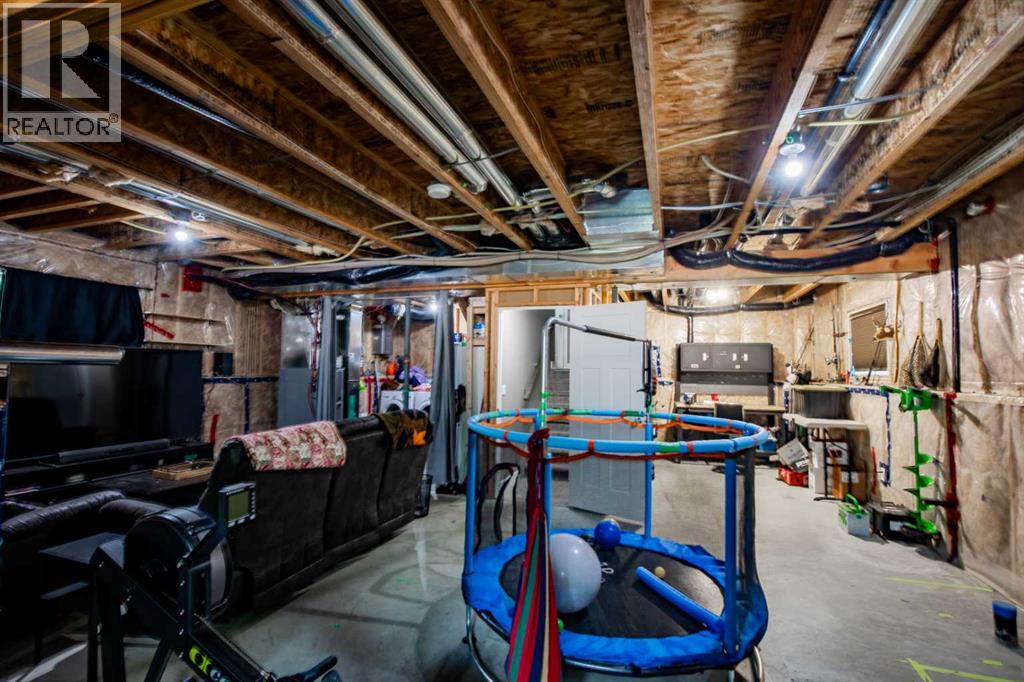 8914 72 Avenue - 11