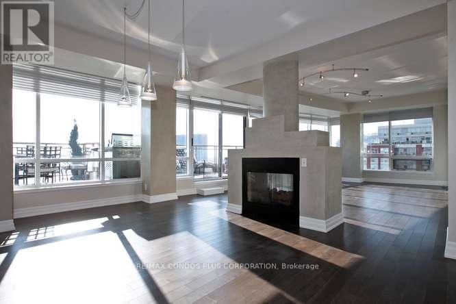 #902W 500 QUEENS QUAY W. - 11