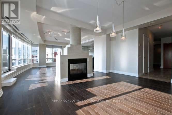 #902W 500 QUEENS QUAY W. - 13