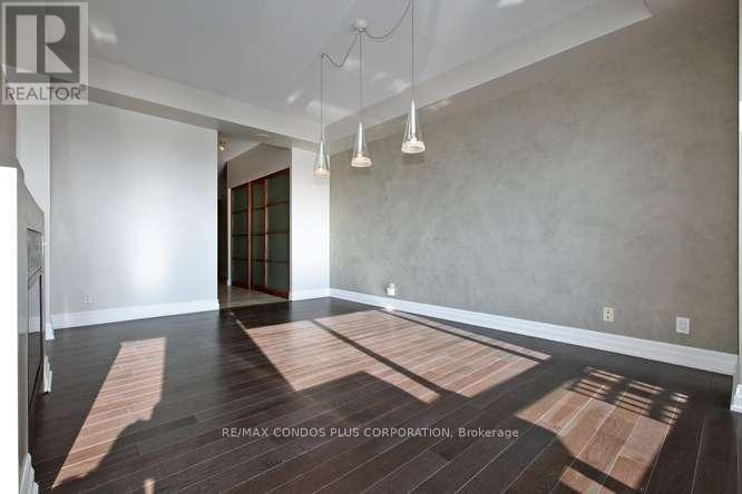 #902W 500 QUEENS QUAY W. - 14