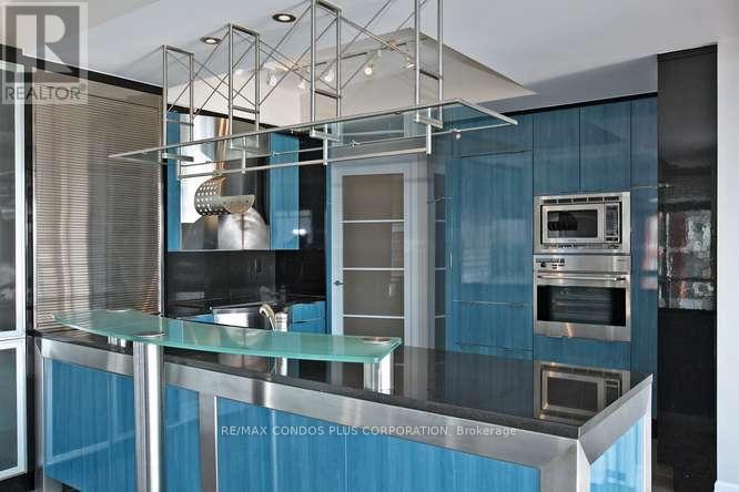 #902W 500 QUEENS QUAY W. - 18